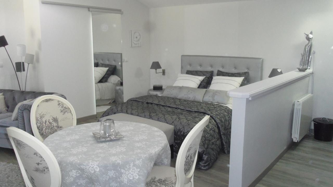 Mas De L'Air - Maison De Charme Bed & Breakfast Noves Luaran gambar