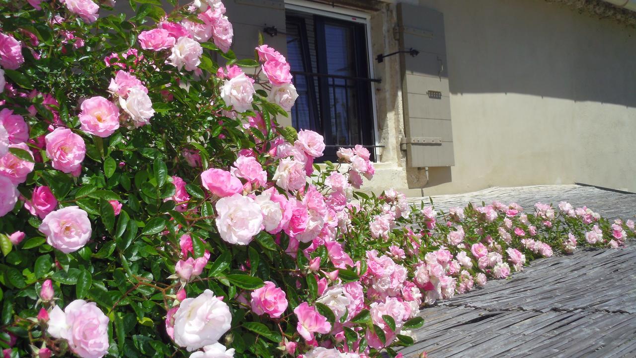 Mas De L'Air - Maison De Charme Bed & Breakfast Noves Luaran gambar