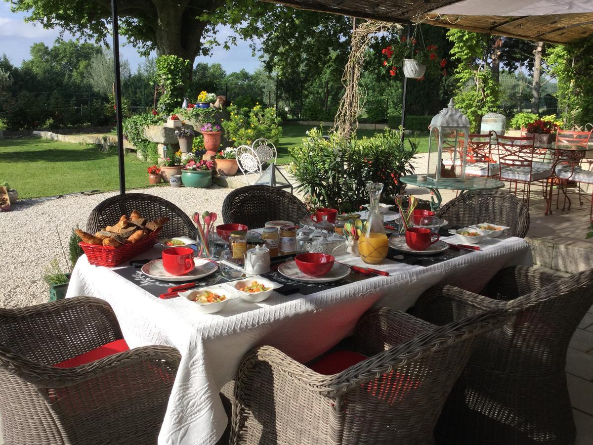 Mas De L'Air - Maison De Charme Bed & Breakfast Noves Luaran gambar